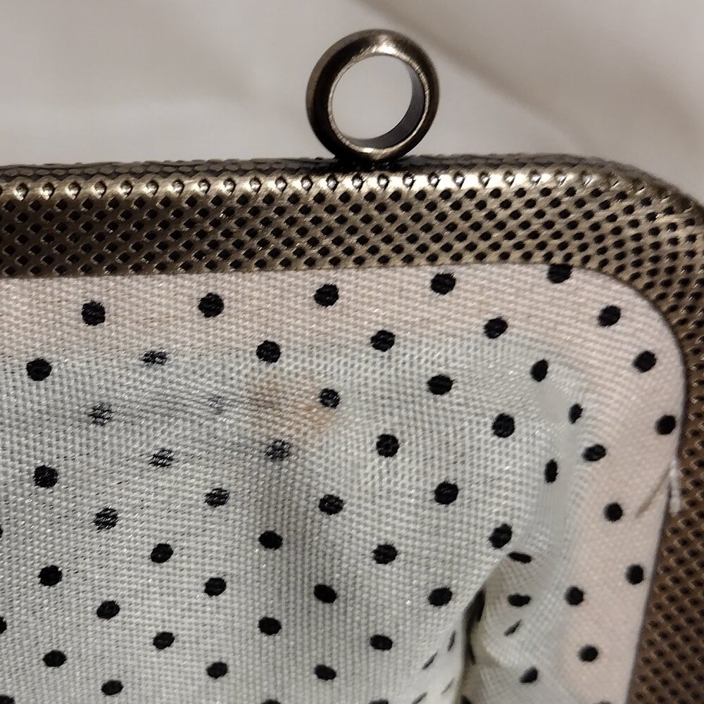 Bumble Bee Embroidered Bag - Picture 6 of 6